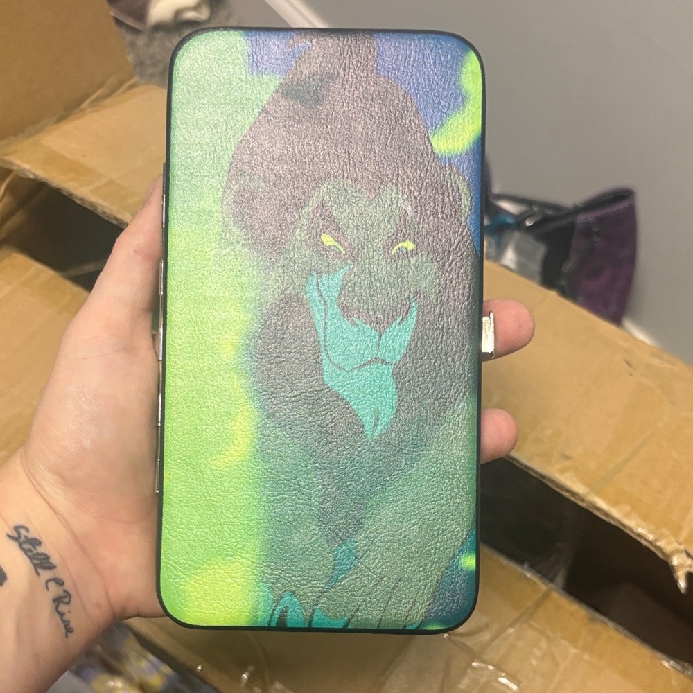 Green Lion King Wallet